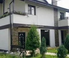 Vand urgent casa in Racari