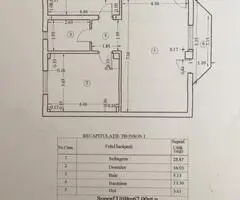 Vand apartament 70 mp utili, parter inaltat cu boxa si garaj 30mp, zona nord, an 2008-2010