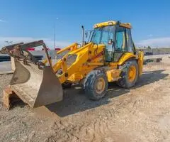 Inchiriem Buldoexcavator, Cilindru compactor, Miniexcavator Corbeanca