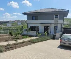 VAND URGENT CASA IN  APAHIDA