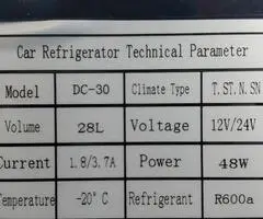 Volltop ladă frigorifică / frigider auto DC-30 cu compresor 28L 12-24V