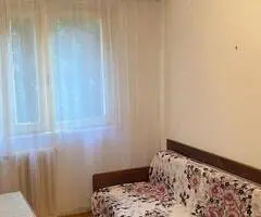 Închiriez apartament 3 camere Xenopol