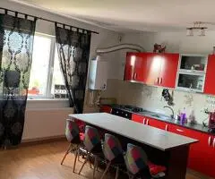 Apartament 3 camere 74 mp + 24 mp mansarda