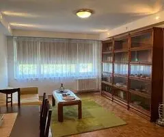 APARTAMENT DE 3 CAMERE DE INCHIRIAT LANGA SALA PALATULUI