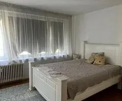 APARTAMENT DE 3 CAMERE DE INCHIRIAT LANGA SALA PALATULUI