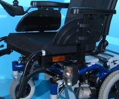 Carucior electric Invacare Dragon - 6 km h